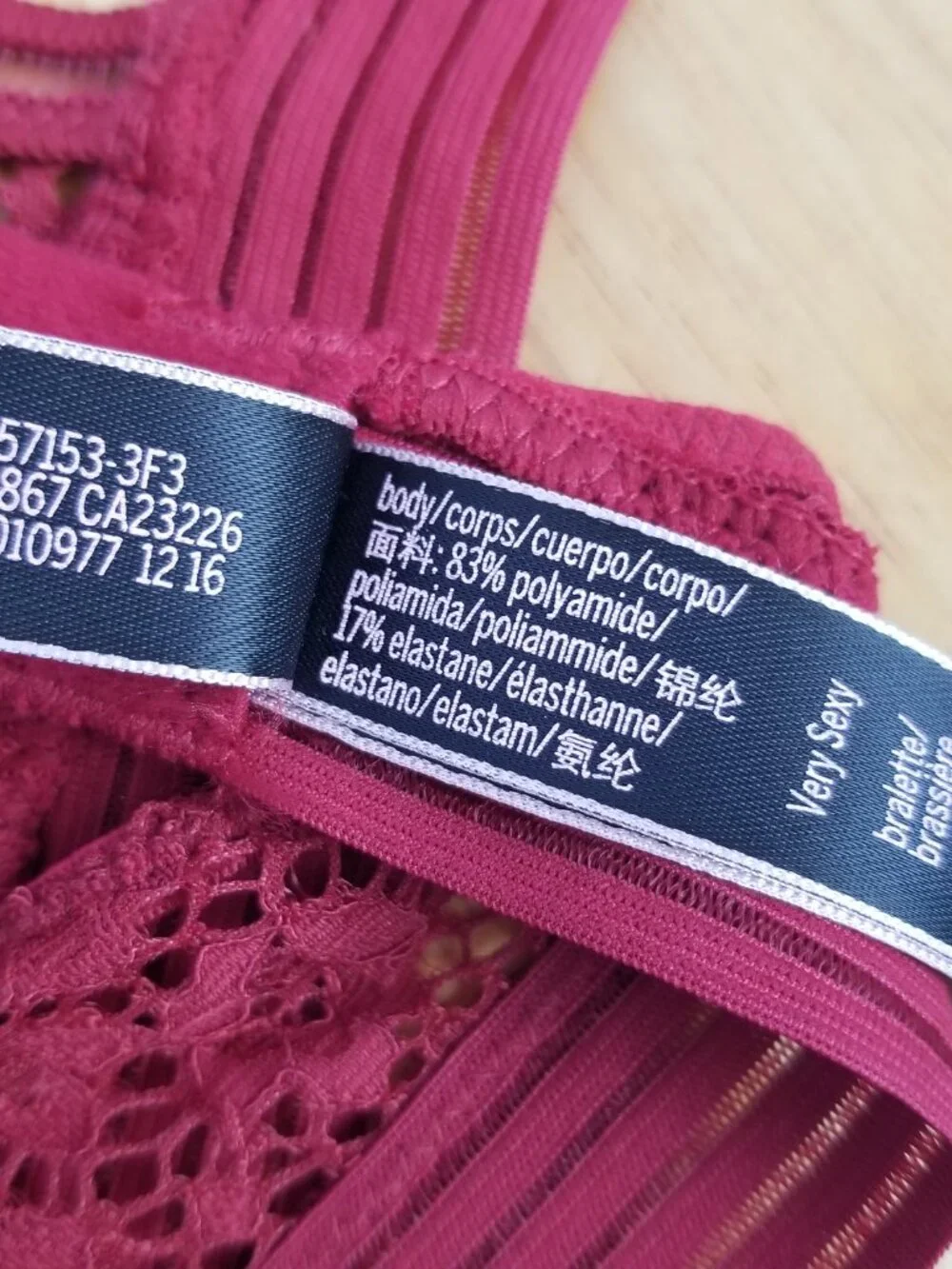 Victoria's Secret Bra Top Size XS Lace Bralette Dark Red Victorian